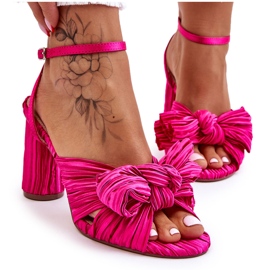 Sandalias de moda con arcos de alta tina fucsia rosado