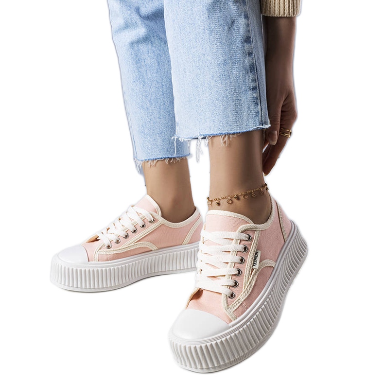 Zapatillas rosas de plataforma Connie's rosado