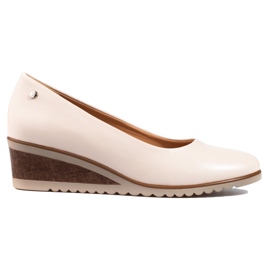 Zapatos de salón de mujer Vinceza con cuña de corcho beige
