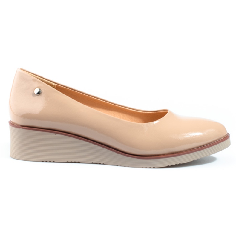 Zapatos de salón de mujer con cuña Vinceza beige