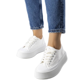 Zapatillas blancas con plataforma de Dolores blanco