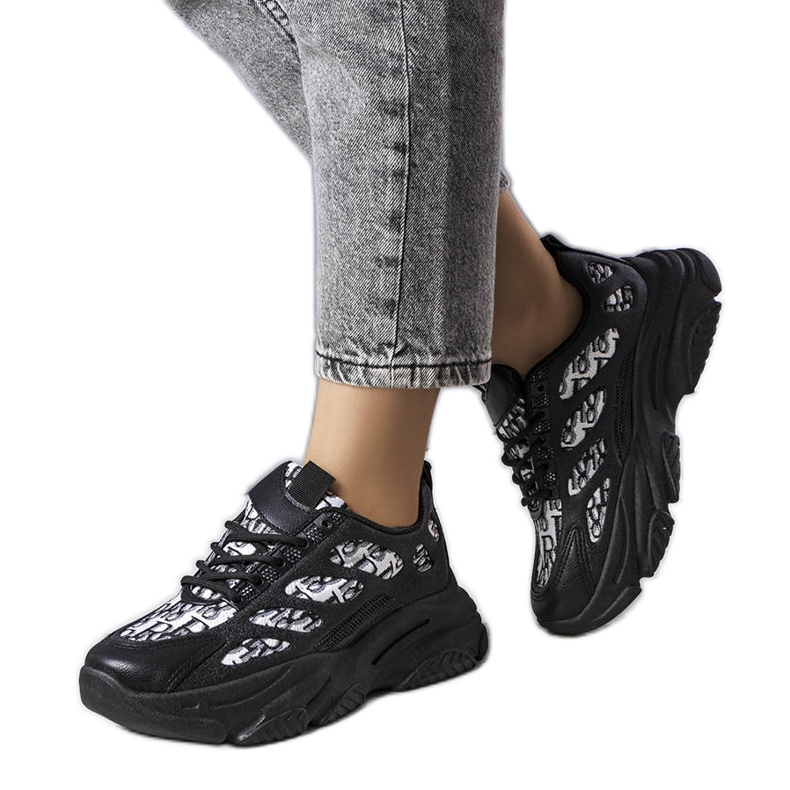 PA1 Deportivas negras decoradas con estampado Kara negro