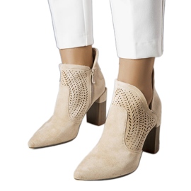 Botas caladas beige de Hachée Botas caladas beige de Hachée