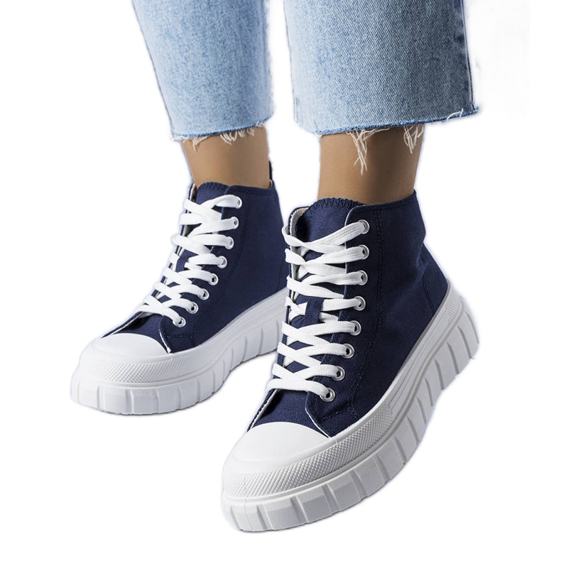 Zapatillas altas azul marino de Couet
