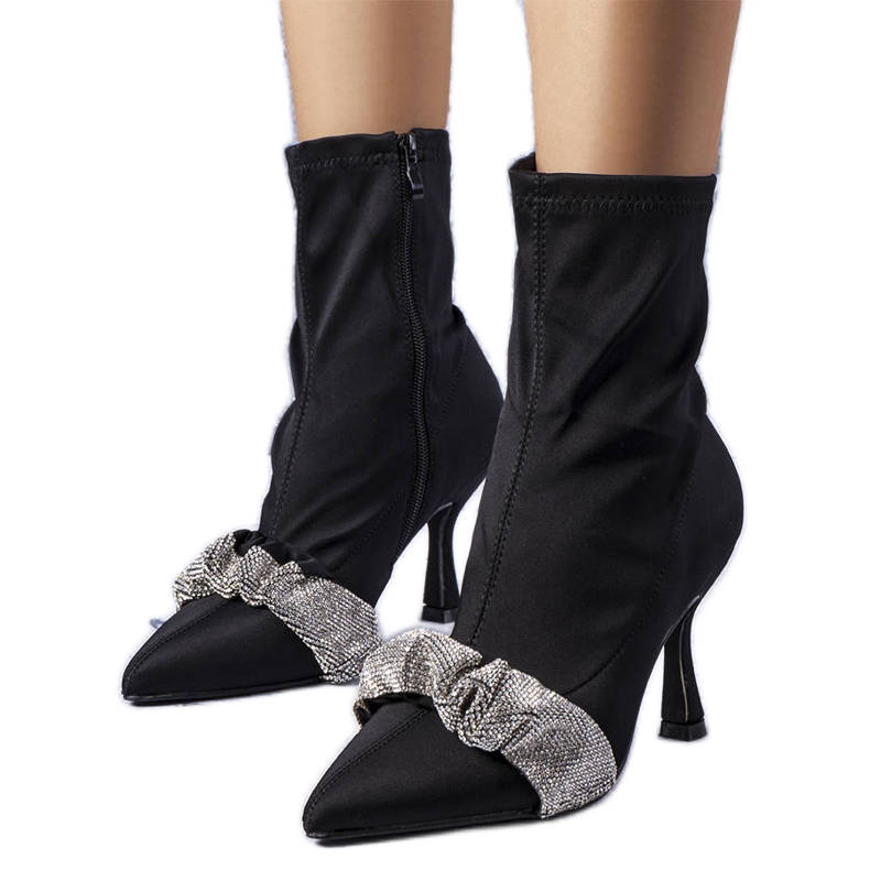 Botas negras decoradas con pedrería Caisse negro