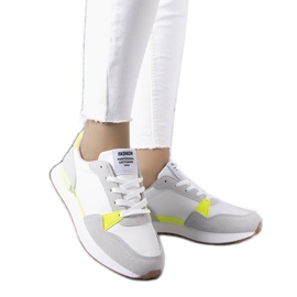 Zapatillas blancas con inserciones de neón de Alita. blanco