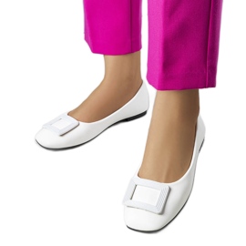 Bailarinas blancas con hebilla Sheller blanco