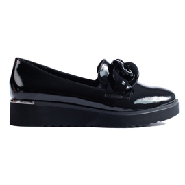 Vinceza Mocasín plataforma Shelovet lacado negro con cadena