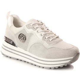 Zapatos deportivos de mujer en la plataforma blanco Potocki SZ12086 beige