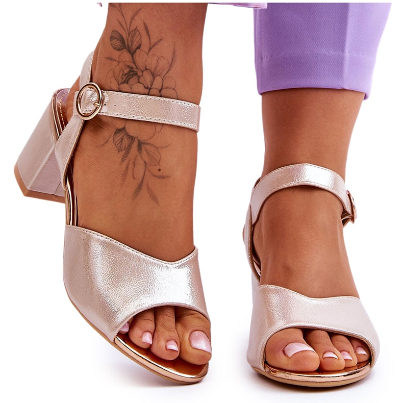 Vinceza Cómodas Sandalias De Piel Sobre Tacón Bellamy Dorado Vinceza Cómodas Sandalias De Piel Sobre Tacón Bellamy Dorado