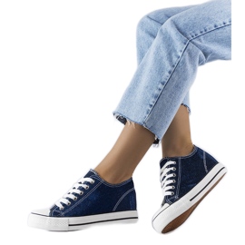 Zapatillas con cuña brocada azul marino de Crete