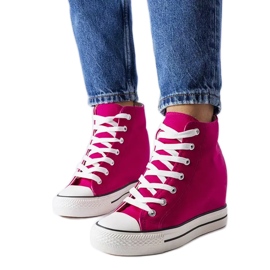 BM Zapatillas rosas con cuña de Spaventa. rosado