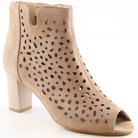 Botas caladas beige primavera mujer en poste Jezzi