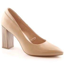 Zapatos de salón de mujer en punta beige de Sergio Leone PB217