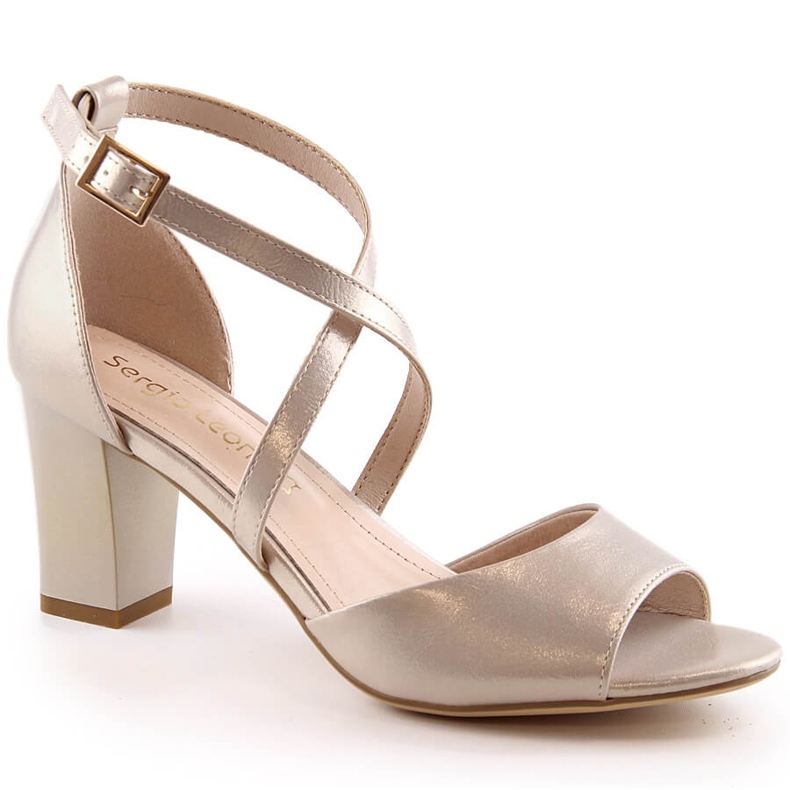 Sandalias de mujer elegantes en dorado satinado en el puesto Sergio Leone SK862