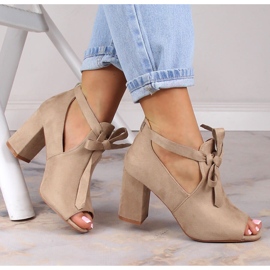 Sandalias de ante beige en el poste atadas con un lazo Potocki YQ21023