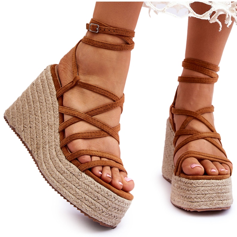 Sandalias De Piel Con Cuña Marrón Margaritt