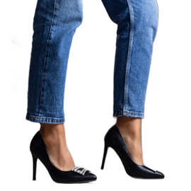 Tacones Tyson negros brillantes