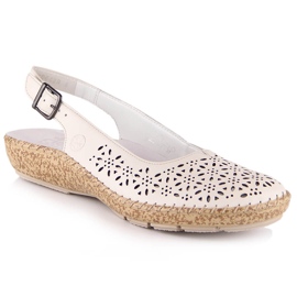 Sandalias piel caladas cómodas beige Rieker 44861-60