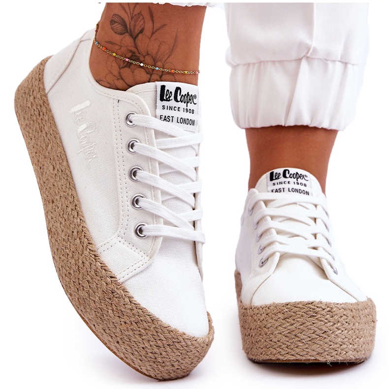 Zapatillas de deporte trenzadas de moda Lee Cooper LCW-23-31-1796L Blanco