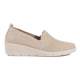 Zapatos con cuña en tejido beige claro de Shelovet