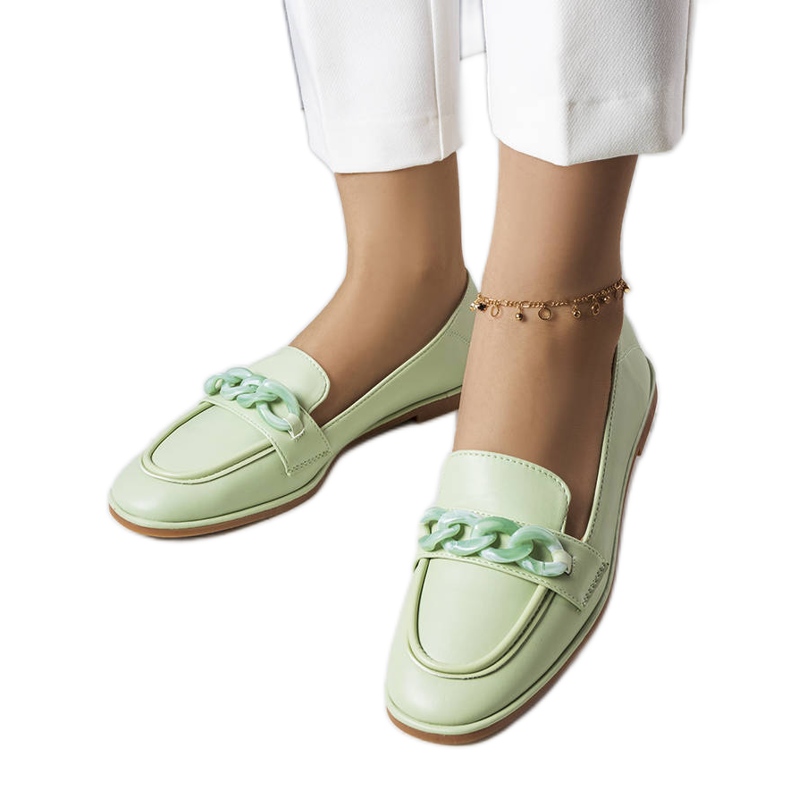 Mocasines verdes con cadena Bobbie Mocasines verdes con cadena Bobbie