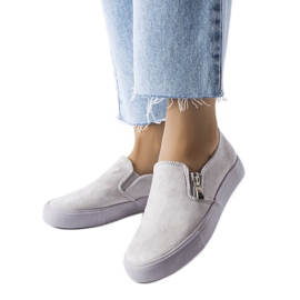 Zapatillas grises de Gary