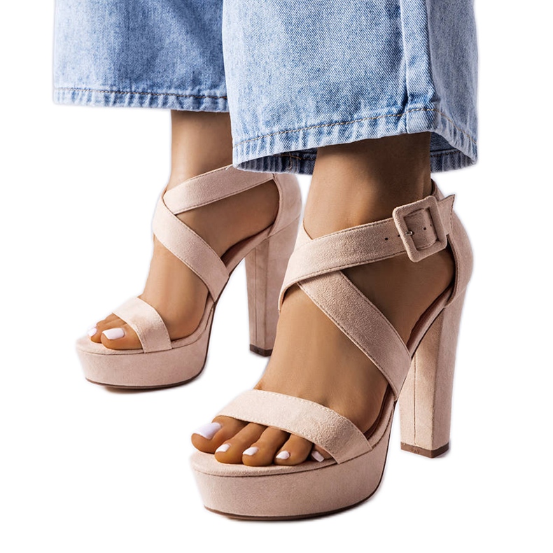 Sandalias de bloque beige de Sevier