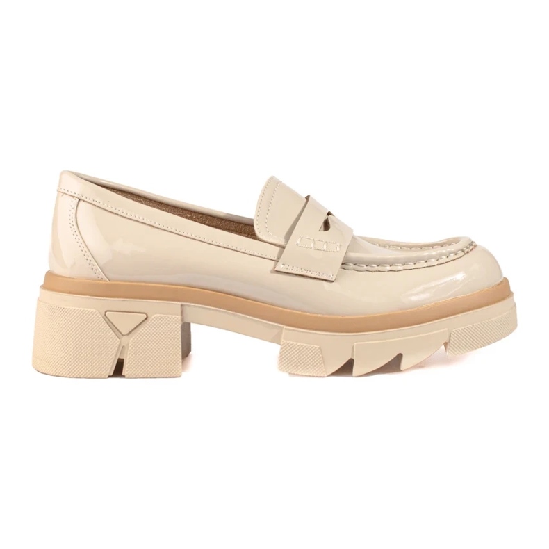 Mocasines clásicos con plataforma beige de Shelovet