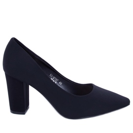 Bombas en el puesto de Eilish Black negro
