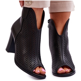 BM Botas Caladas Con Tacón Negro Florina