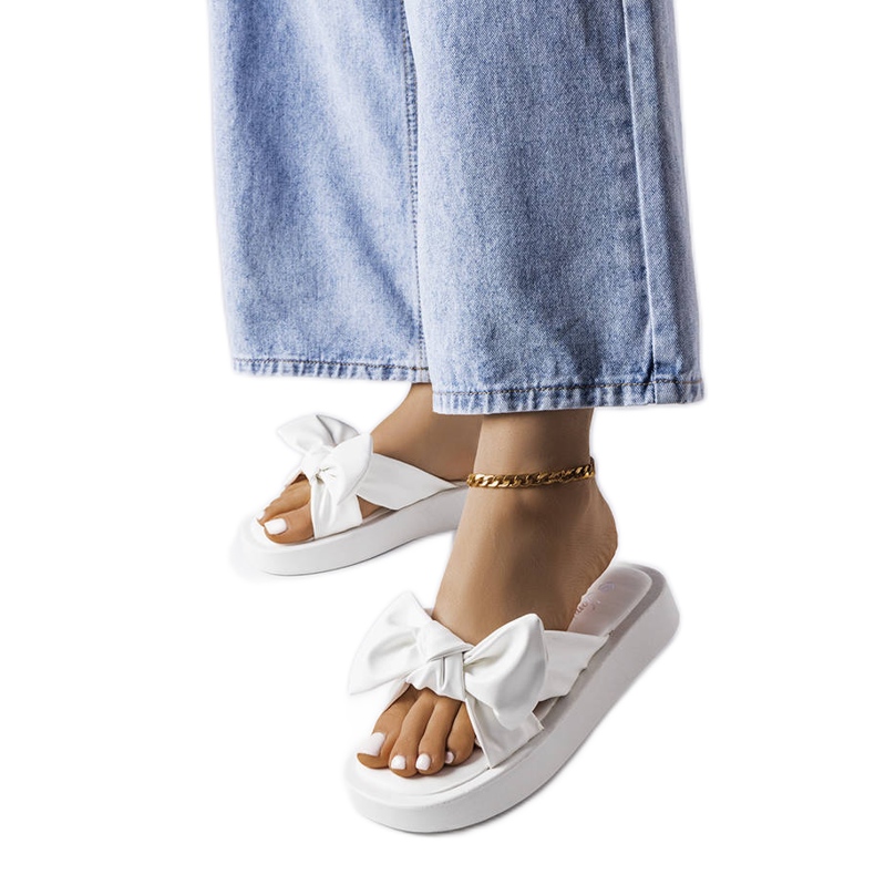 Sandalias blancas de plataforma con lazo de Edvard blanco Sandalias blancas de plataforma con lazo de Edvard blanco