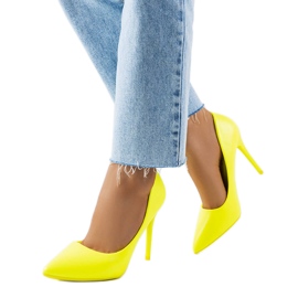 BM Zapatos de tacón amarillo neón de Lamothe