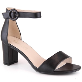 Sandalias de mujer negras en el puesto eVento 1617 negro