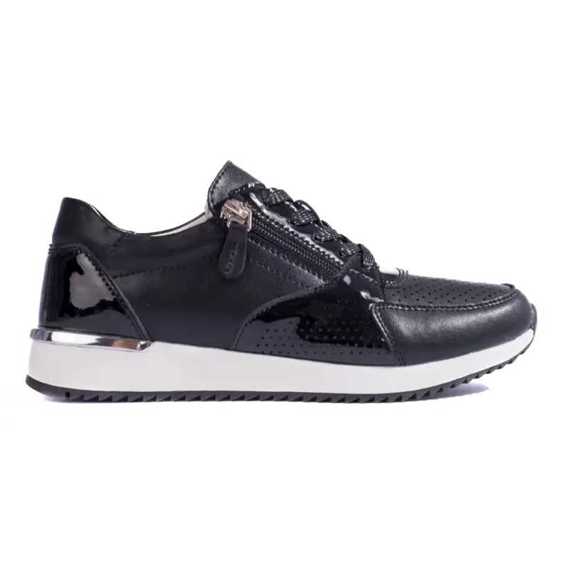 Zapatillas deportivas mujer Shelvt de piel color negro.