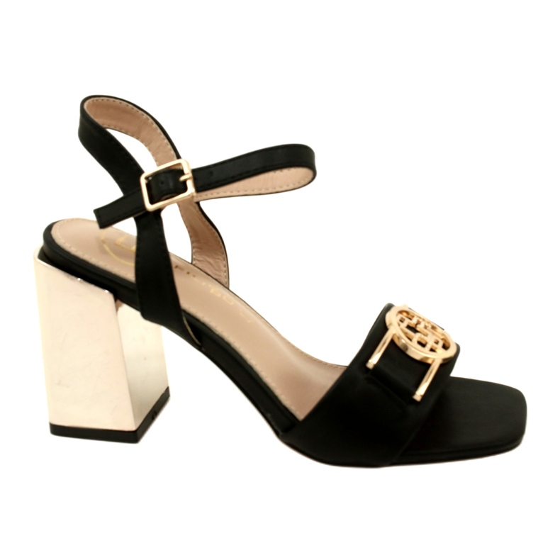 Filippo Sandalias de mujeres en un poste dorado con un adorno DS4502 BK Negro Filippo Sandalias de mujeres en un poste dorado con un adorno DS4502 BK Negro