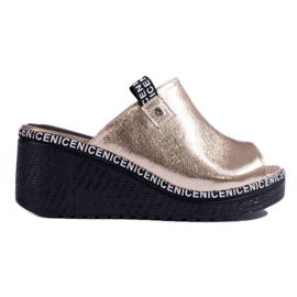 Zapatillas casa mujer cuña Shelovet oro dorado