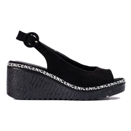 Sandalias de cuña negras de Shelovet negro