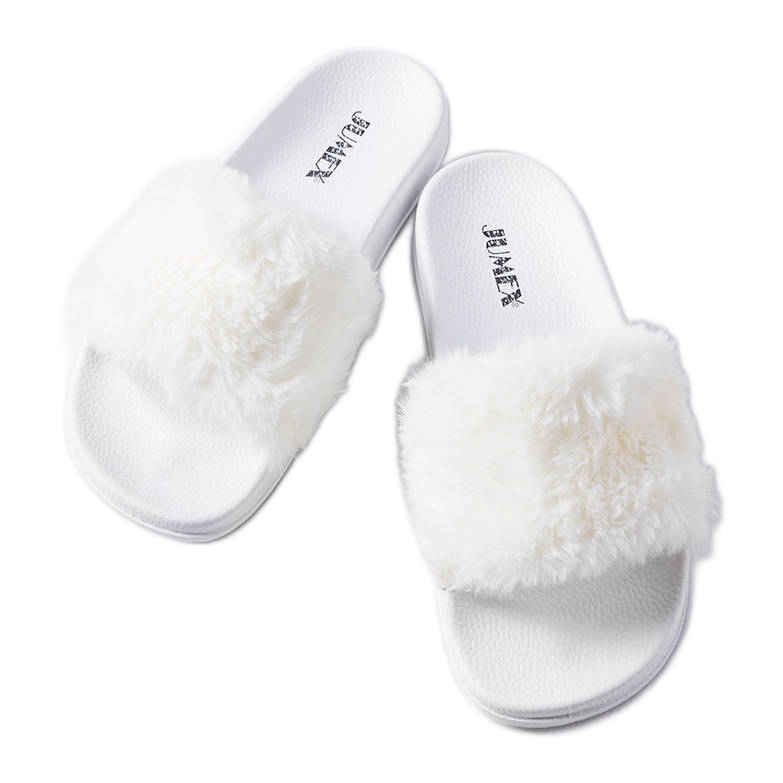 BM Chanclas blancas con pelo de Raffaele blanco BM Chanclas blancas con pelo de Raffaele blanco