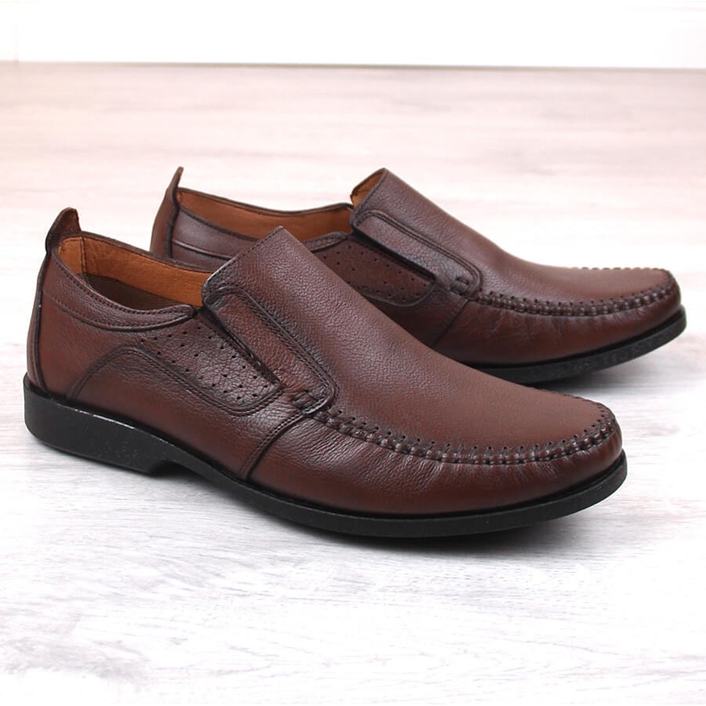 Mocasines slip-on cómodos para hombre en piel marrón T.Sokolski Sar W21-901