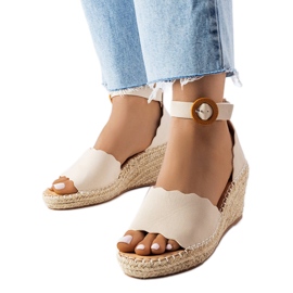 Alpargatas beige con cuña de Turcotte