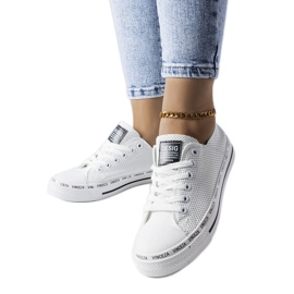 Deportivas blancas caladas Vinceza blanco
