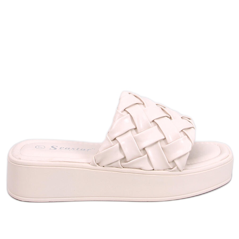 BM Sandalias cuña Inaba Beige