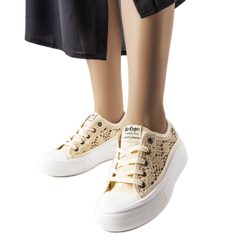 Lee Cooper LCW23-44-1620 zapatillas caladas beige