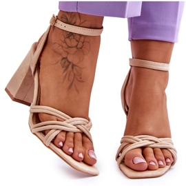 Sandalias Clásicas Ante Beige Bernett