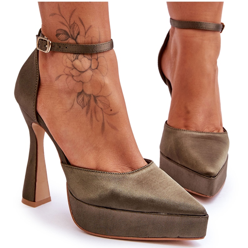 Bombas de moda en una locura verde oscuro de tacón alto Bombas de moda en una locura verde oscuro de tacón alto