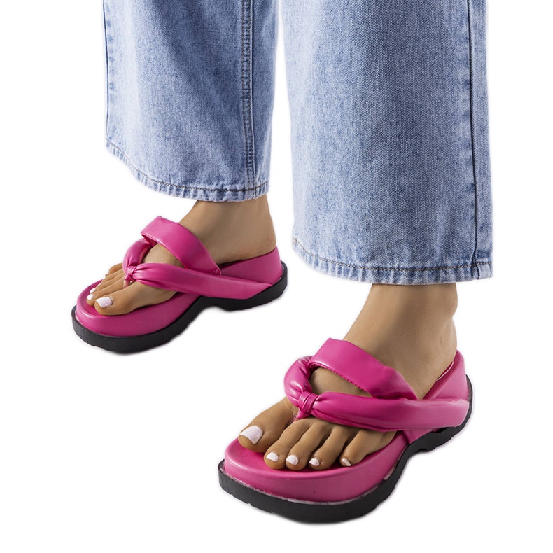 Sandalias rosas con plataforma de Lachapelle. rosado