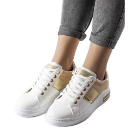 Zapatillas blancas con inserciones beige de Deans blanco Zapatillas blancas con inserciones beige de Deans blanco