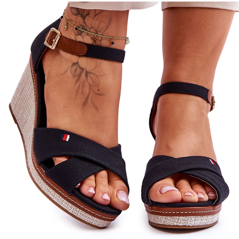 Sandalias Mujer Cuña Negro Veenus