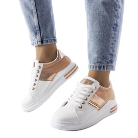 Zapatillas blancas con inserciones rosas de Deans blanco Zapatillas blancas con inserciones rosas de Deans blanco